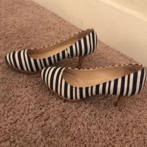 Kelly and Katie pumps
